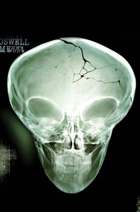 X Files (2026) #1 Cvr H Roswell Photo Foil Virgin Var